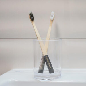 Bamboo Family Hammasharja musta